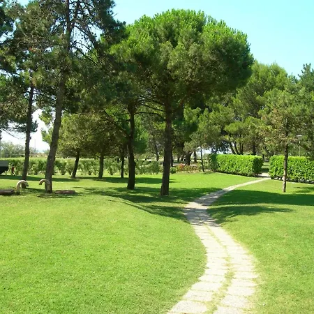 Fuer 5 Personen Ca 34 Qm In Bibione, Adriakueste Italien Und Umgebung * Bibione